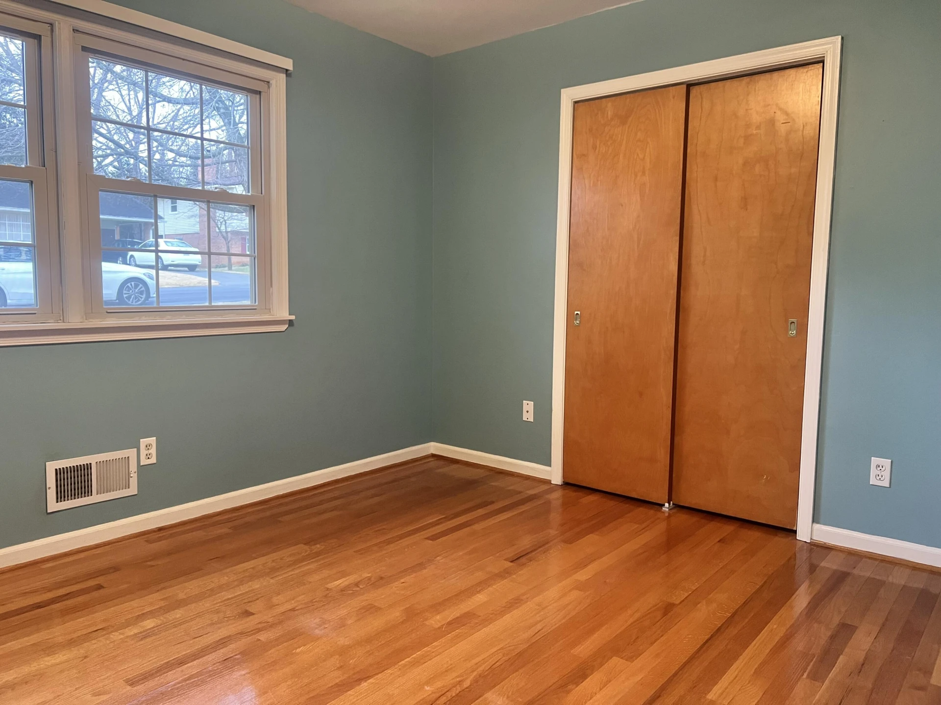 3339 Kingswood DR - Photo 10