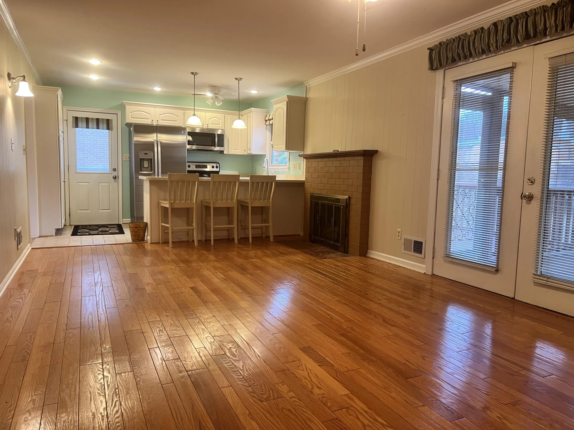 3339 Kingswood DR - Photo 5