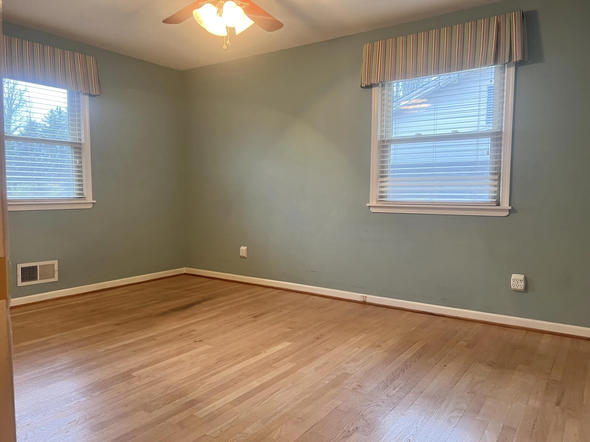 3339 Kingswood DR - Photo 7