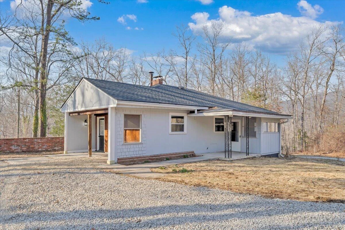 3057 Forest Acre TRL