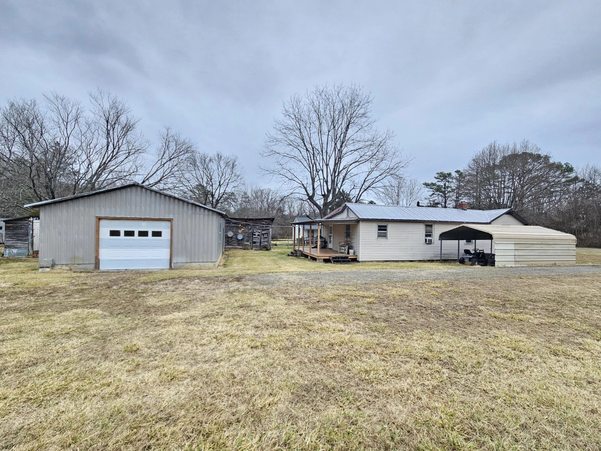 650 Boulevard - Photo 2