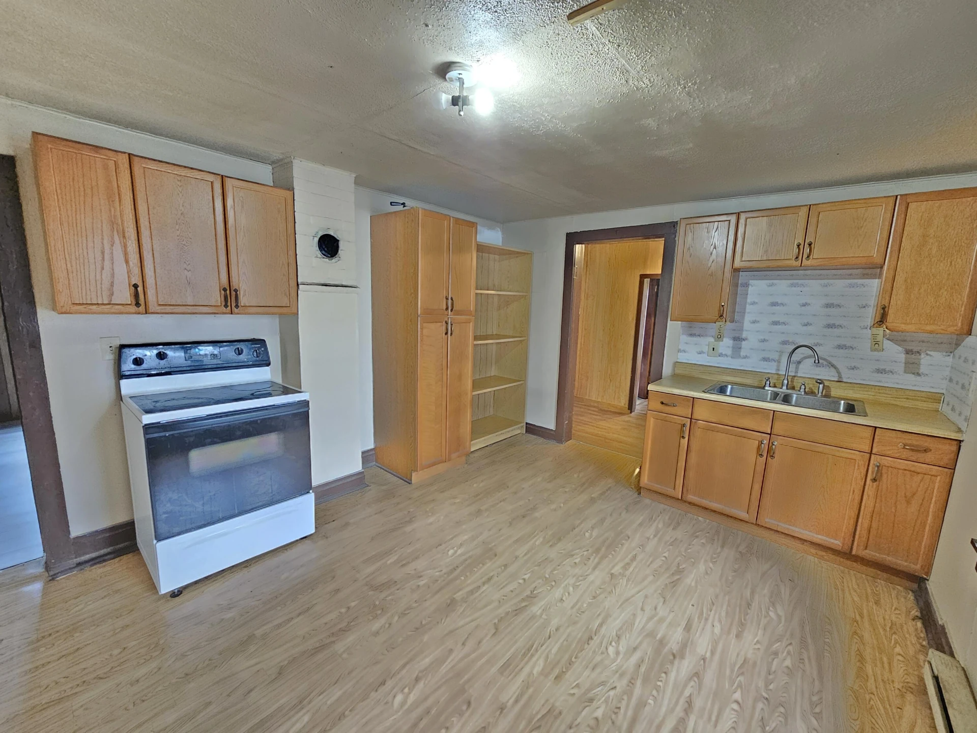 650 Boulevard - Photo 4
