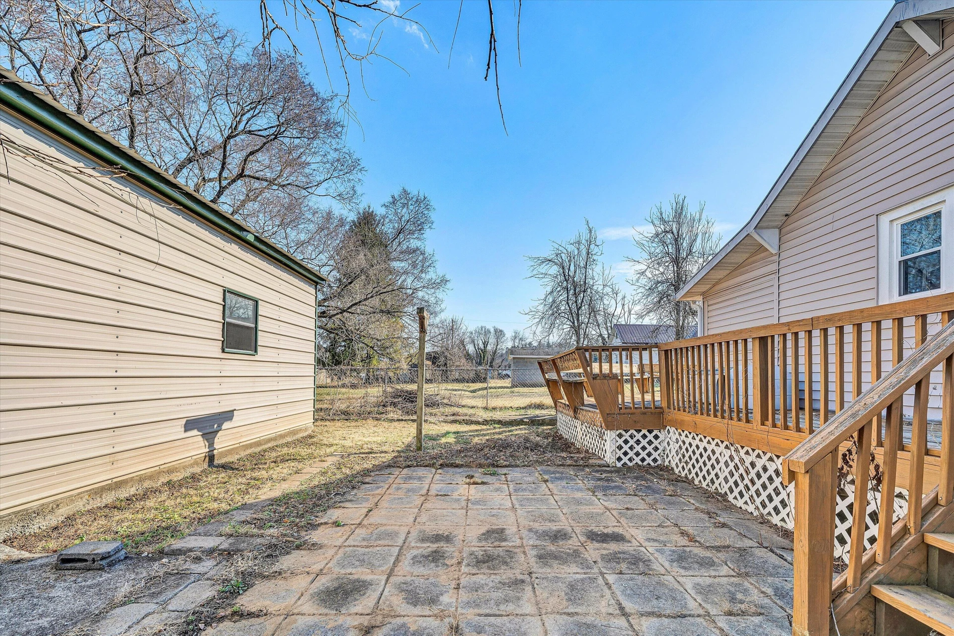 97 Woodman AVE - Photo 24