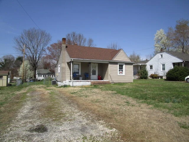 53 Sunrise AVE - Photo 4