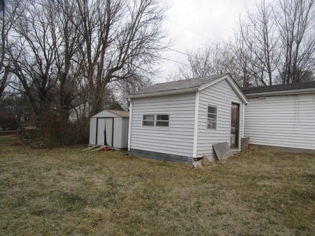 53 Sunrise AVE - Photo 9