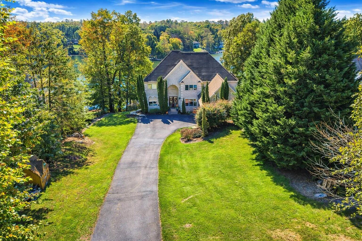 2580 Lakewood Forest RD - Photo 12