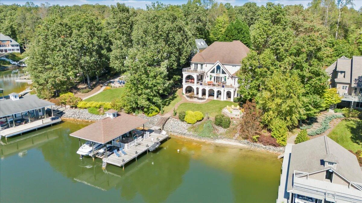 2580 Lakewood Forest RD - Photo 96