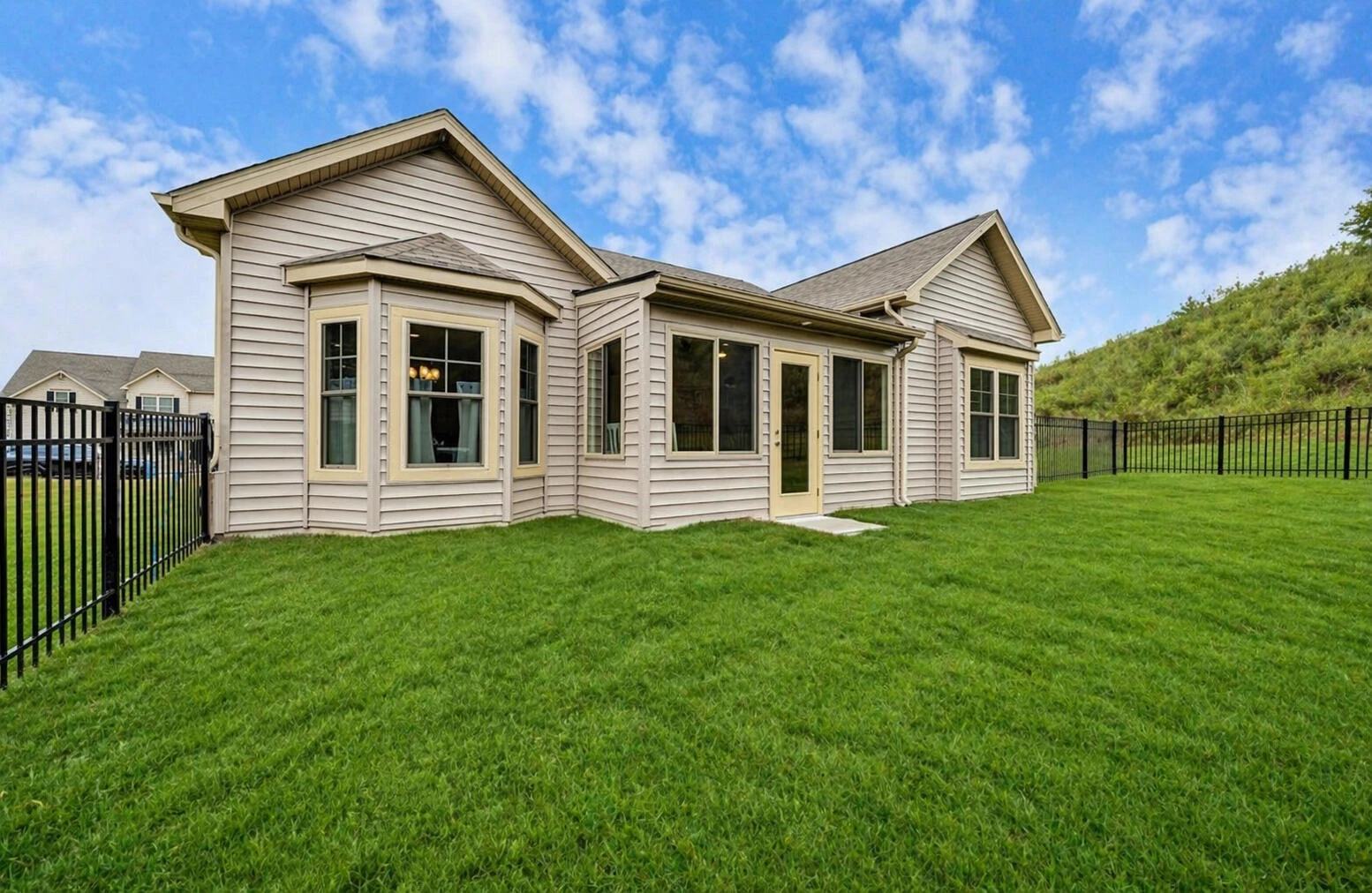 7011 Linn Cove CT - Photo 21