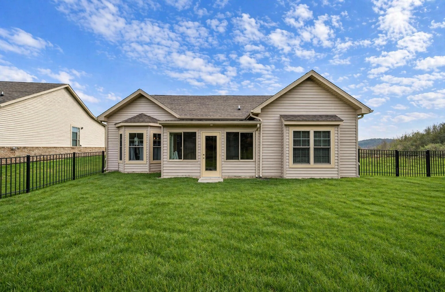 7011 Linn Cove CT - Photo 22