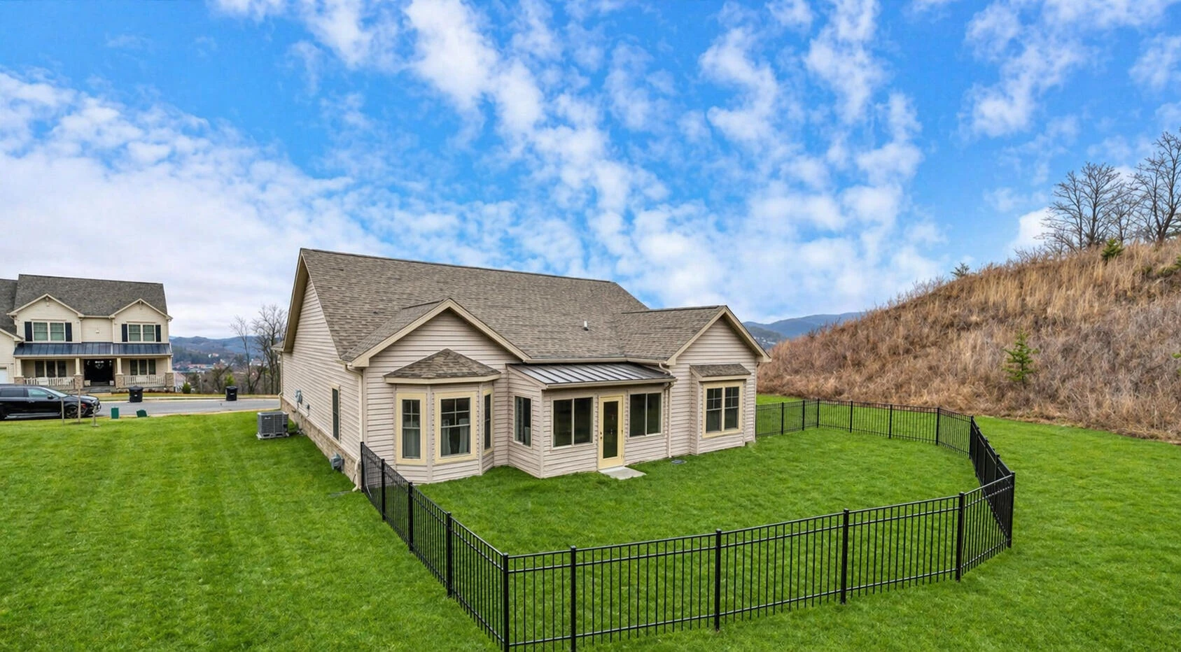 7011 Linn Cove CT - Photo 23