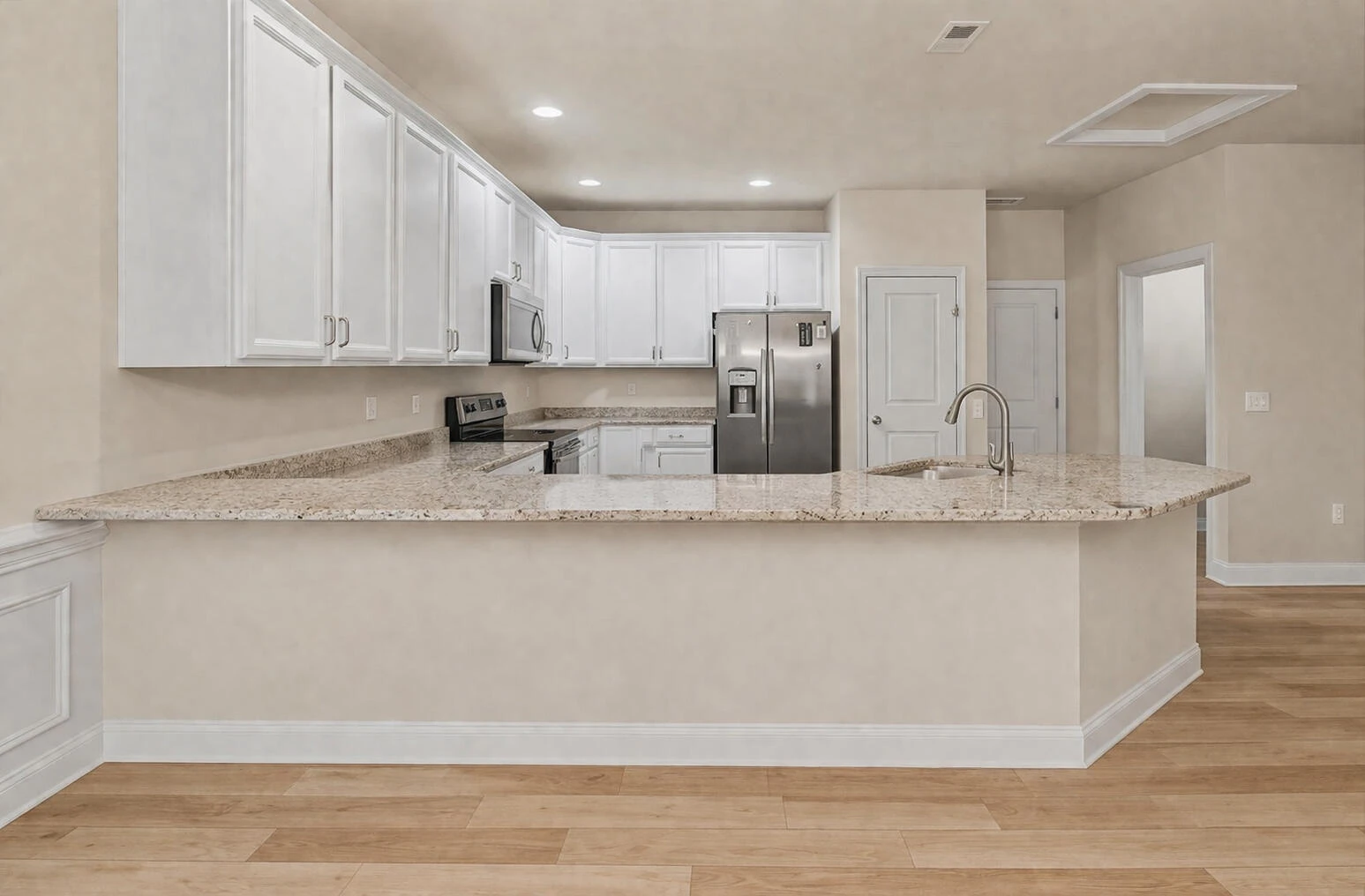 7011 Linn Cove CT - Photo 6