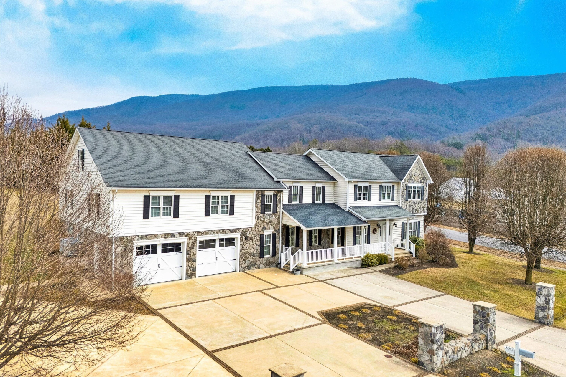 116 Dustys RD