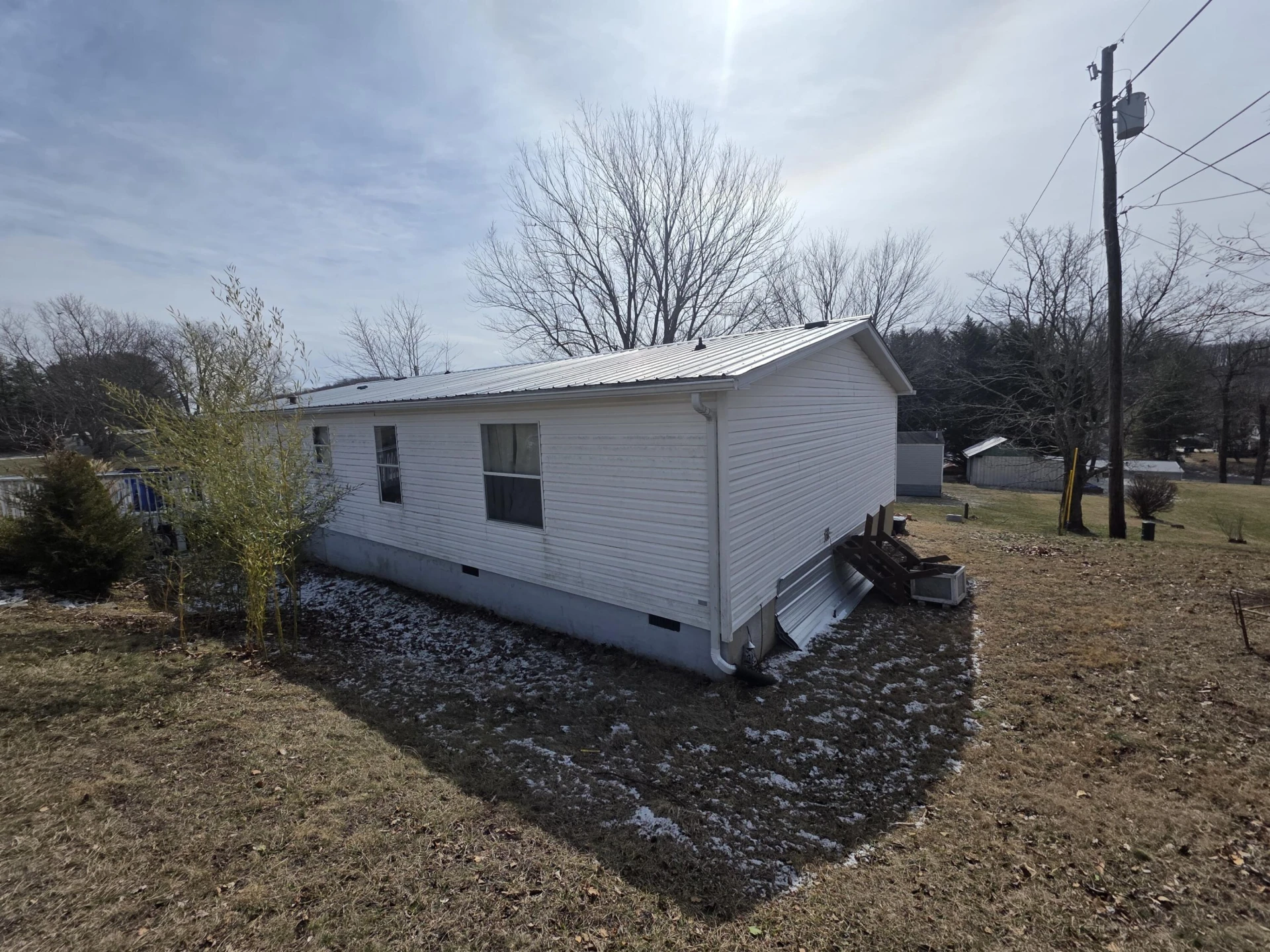175 Jones ST SE - Photo 5