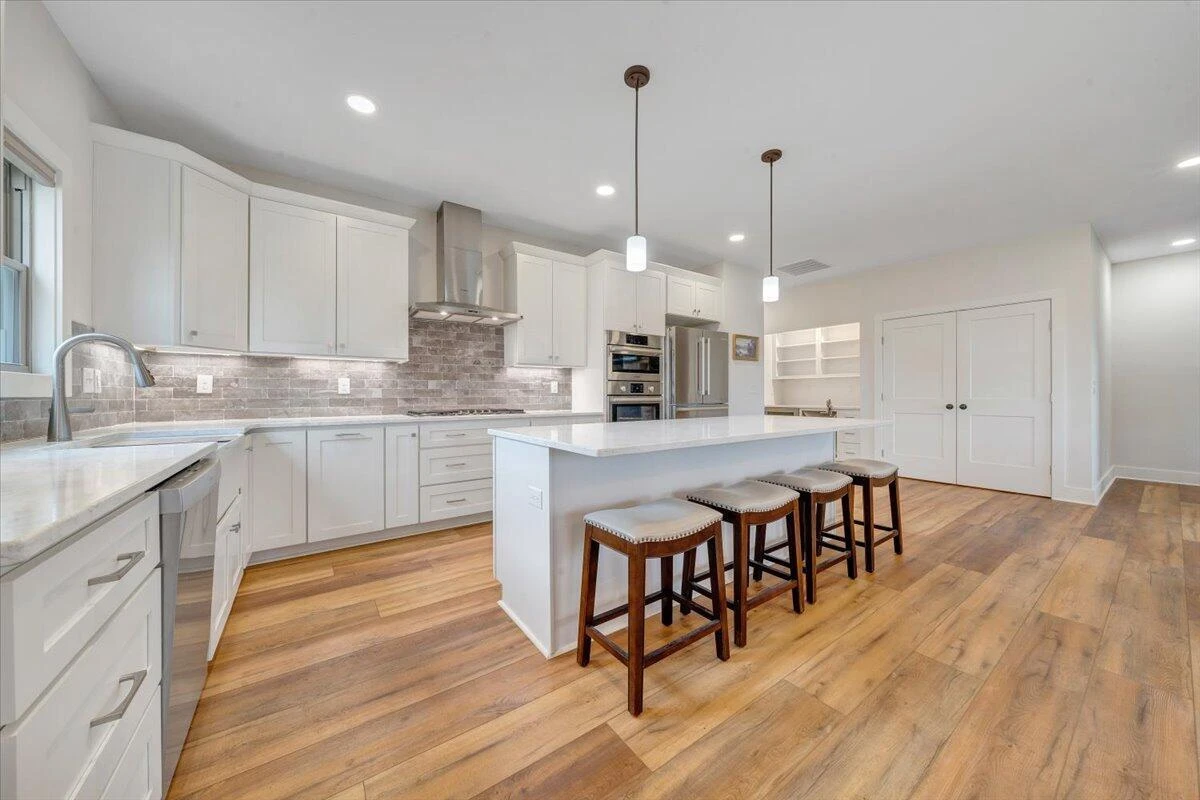 17 Alpine DR - Photo 9