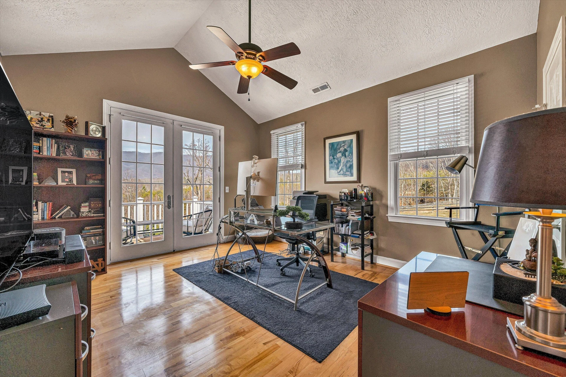 323 DEERBERRY LN - Photo 30