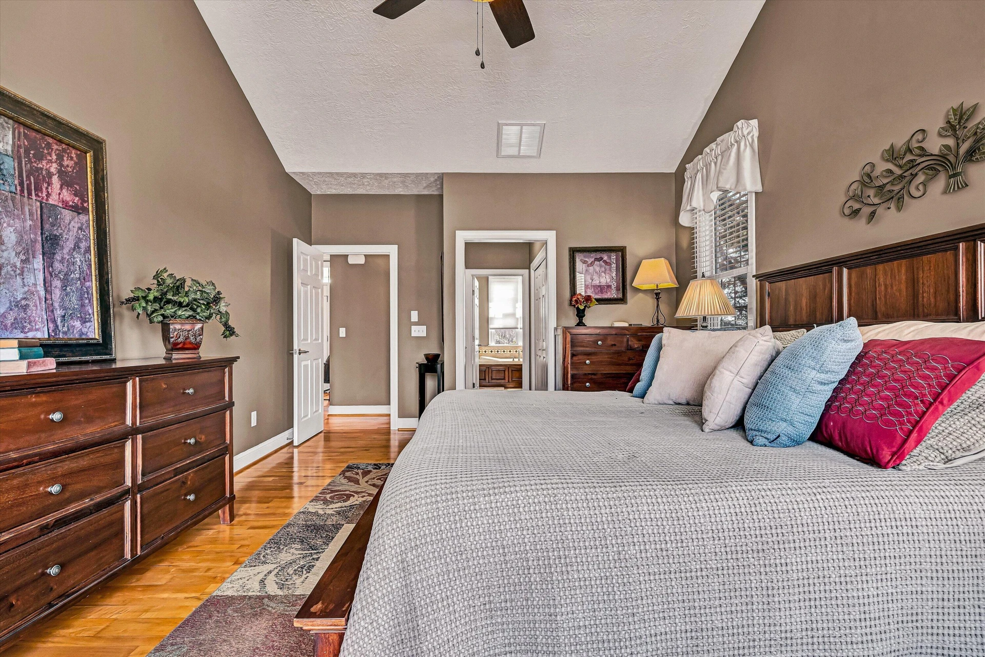 323 DEERBERRY LN - Photo 40