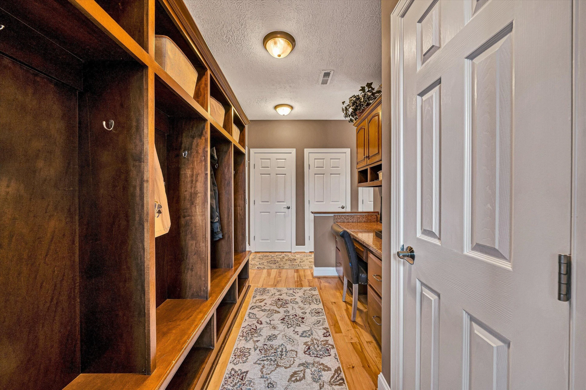 323 DEERBERRY LN - Photo 48