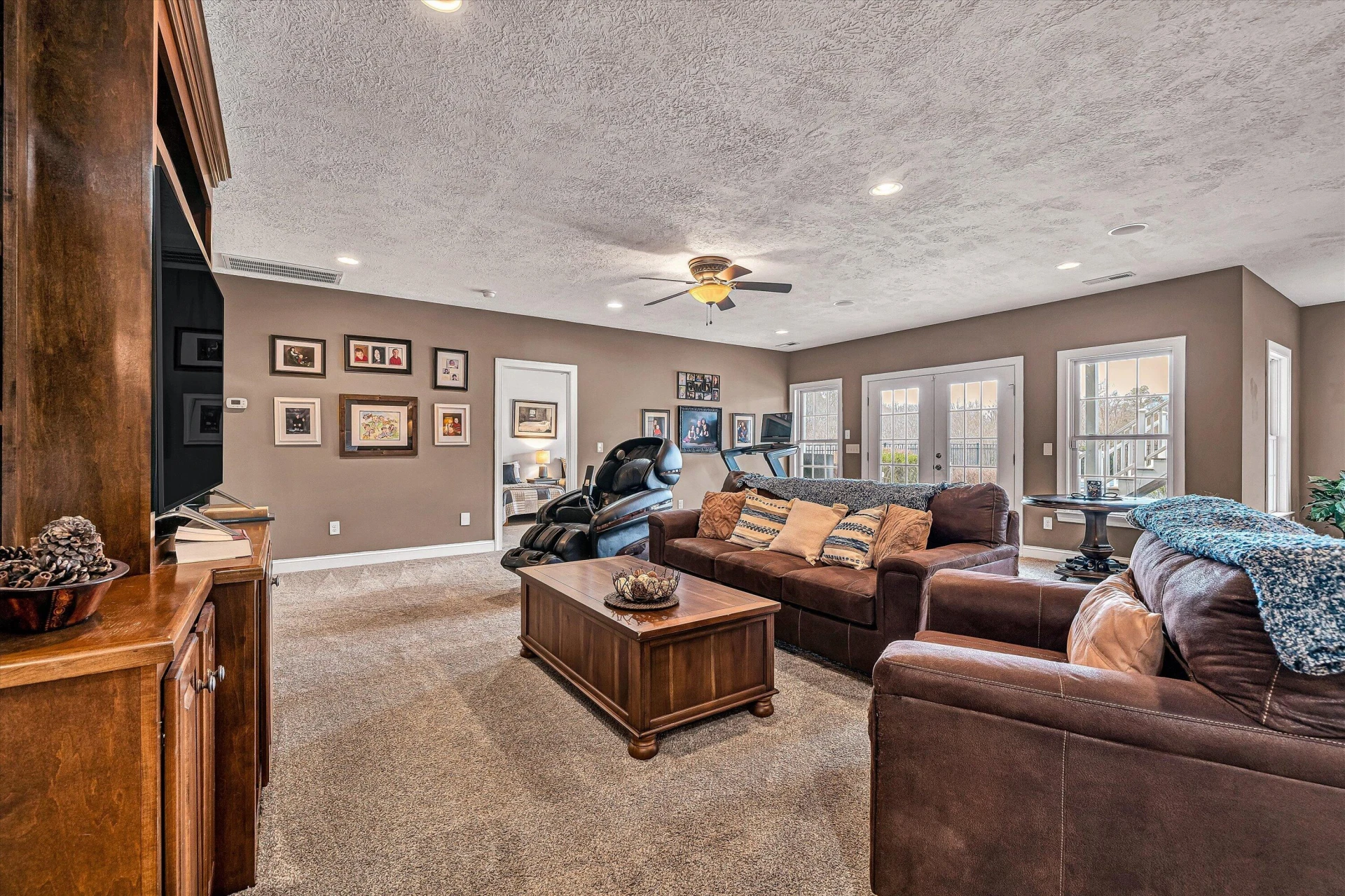 323 DEERBERRY LN - Photo 51