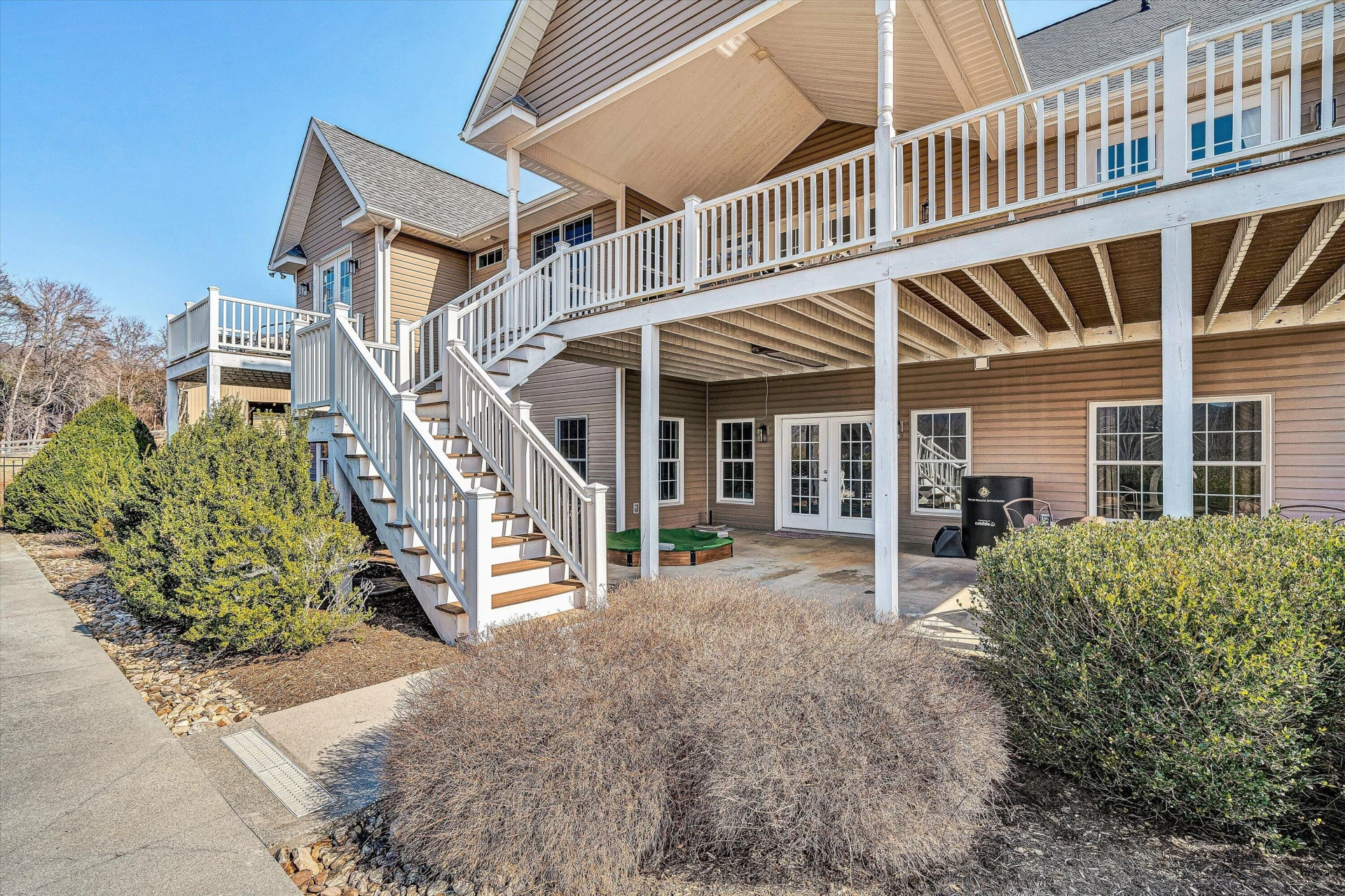 323 DEERBERRY LN - Photo 73