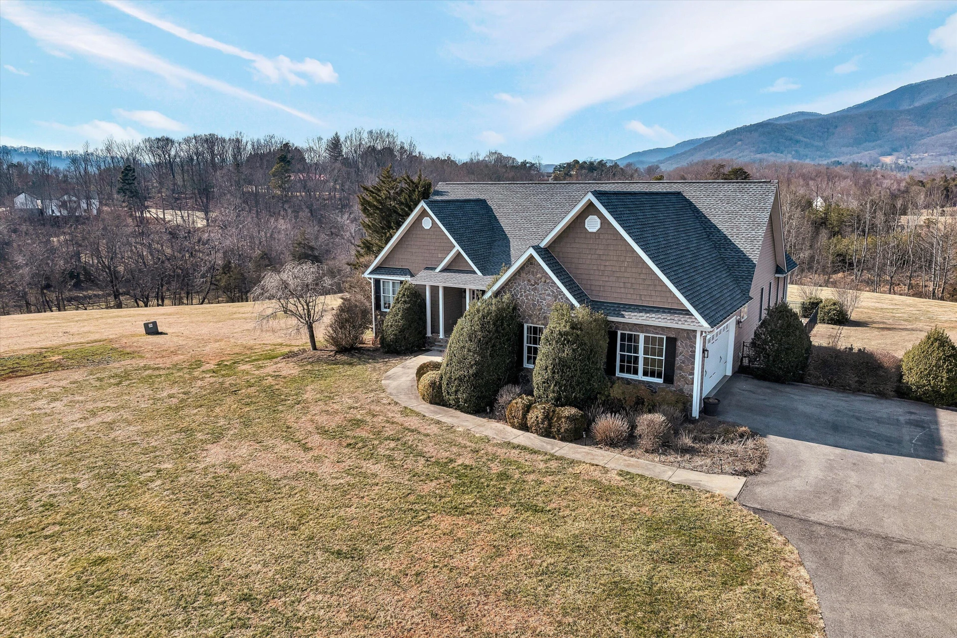 323 DEERBERRY LN - Photo 85