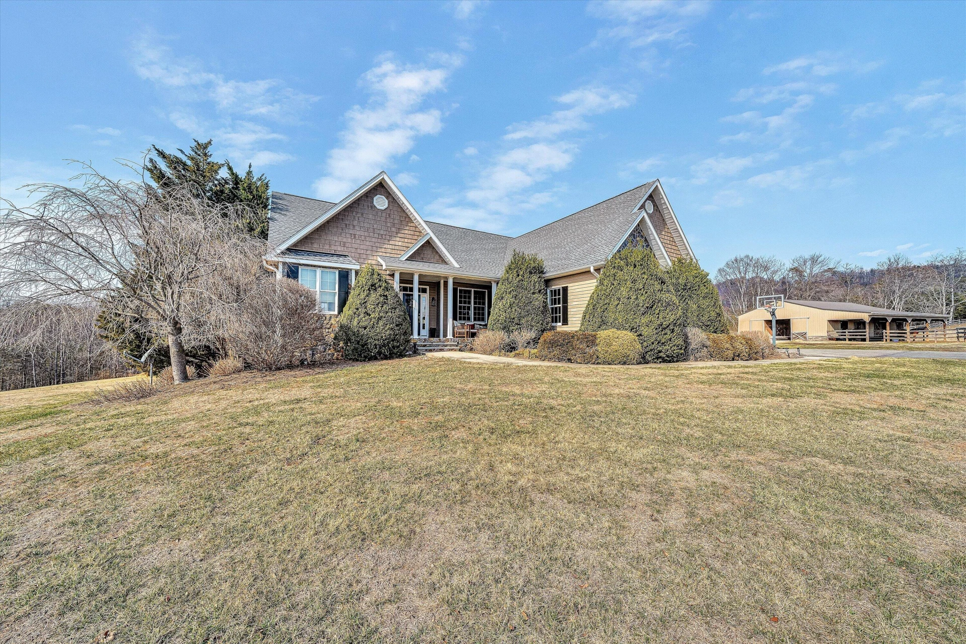 323 DEERBERRY LN - Photo 11