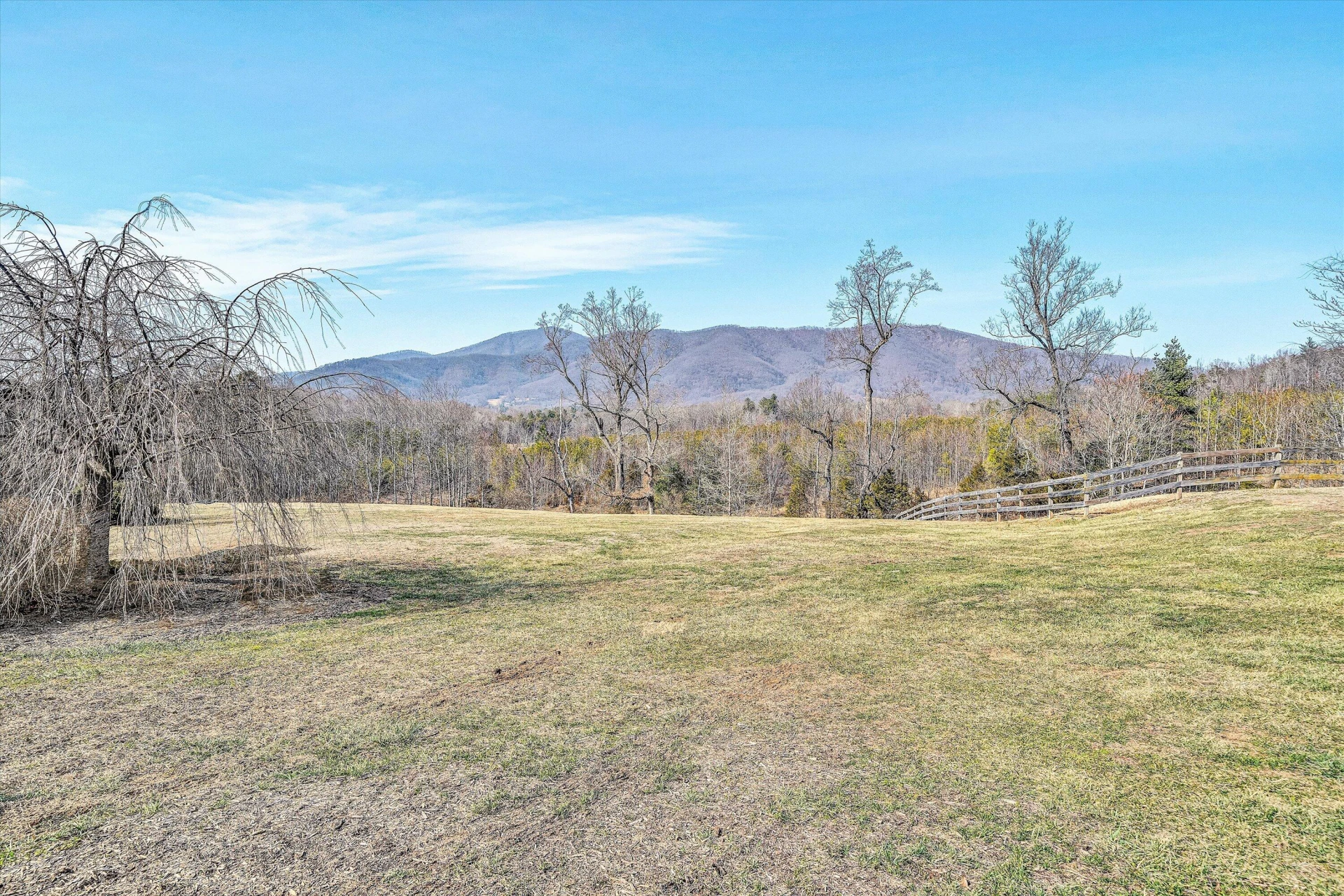 323 DEERBERRY LN - Photo 97