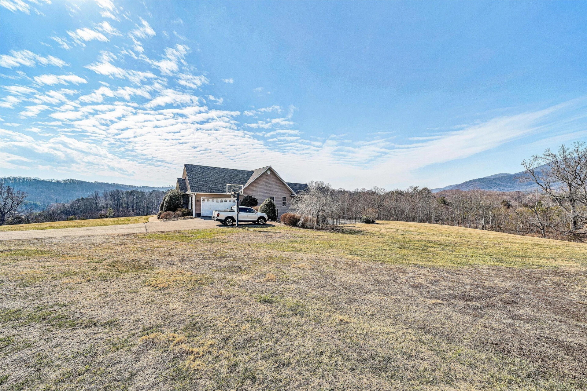 323 DEERBERRY LN - Photo 101