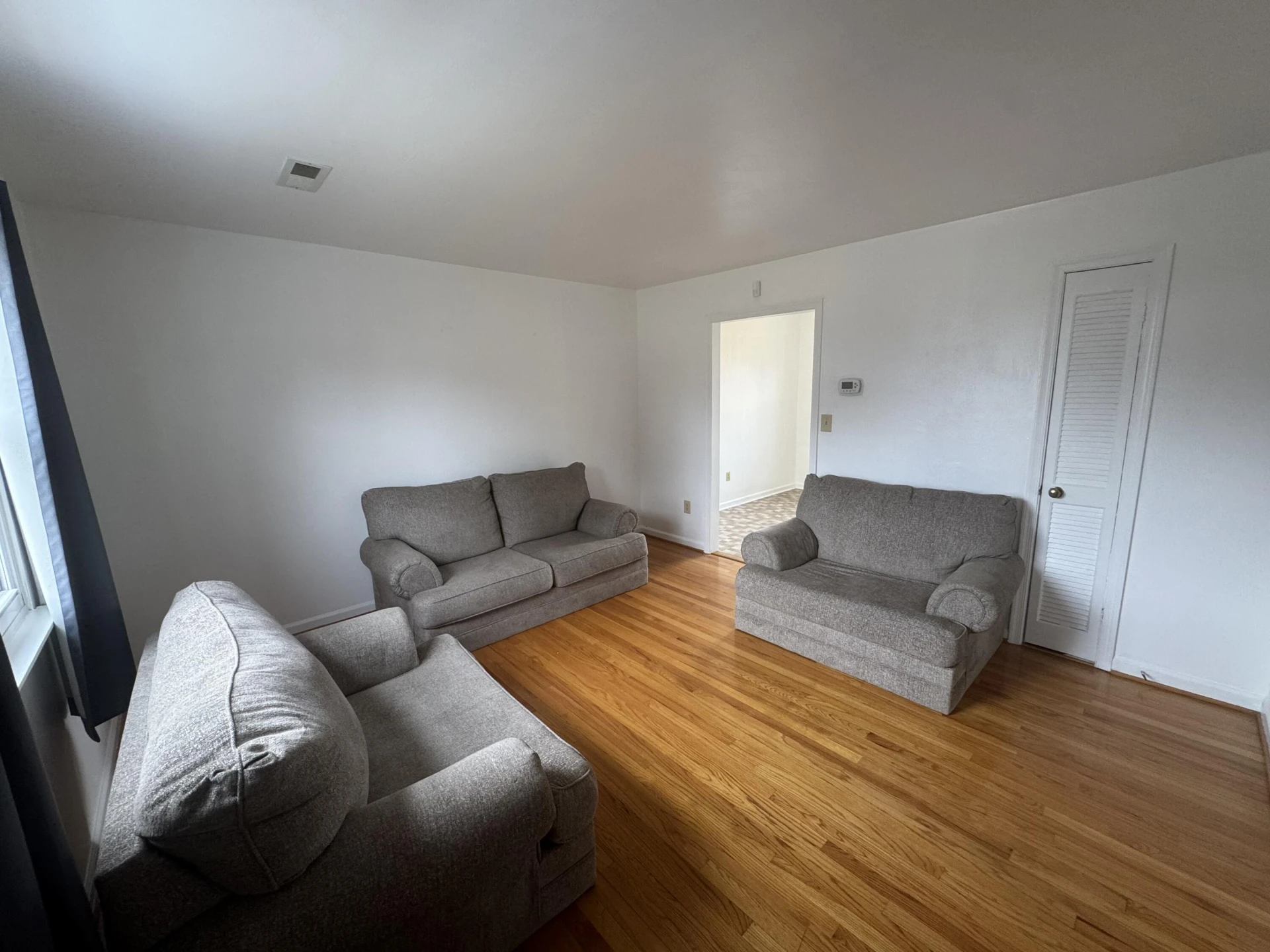 137 Princeton CIR NE - Photo 18