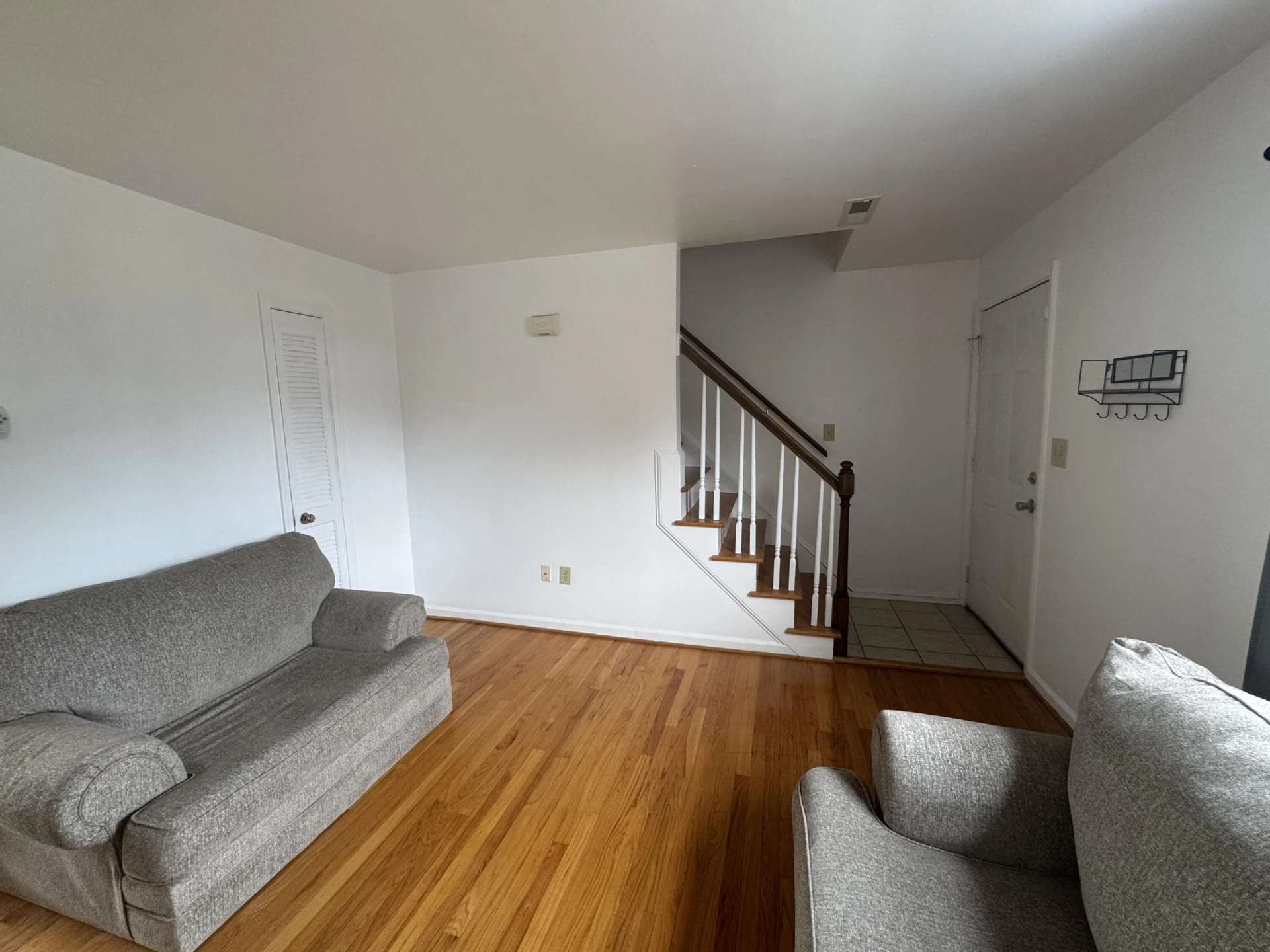 137 Princeton CIR NE - Photo 19