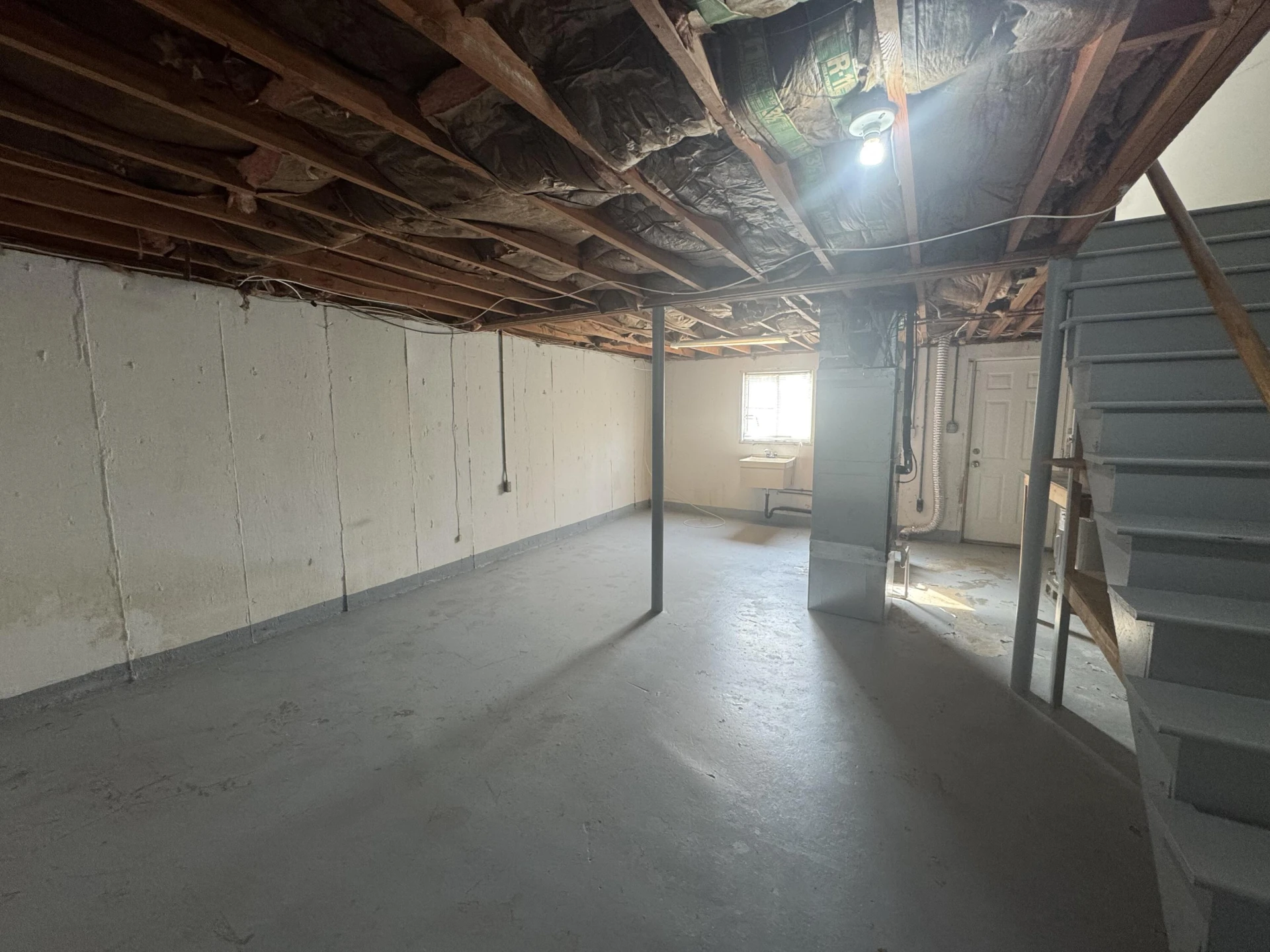 137 Princeton CIR NE - Photo 24