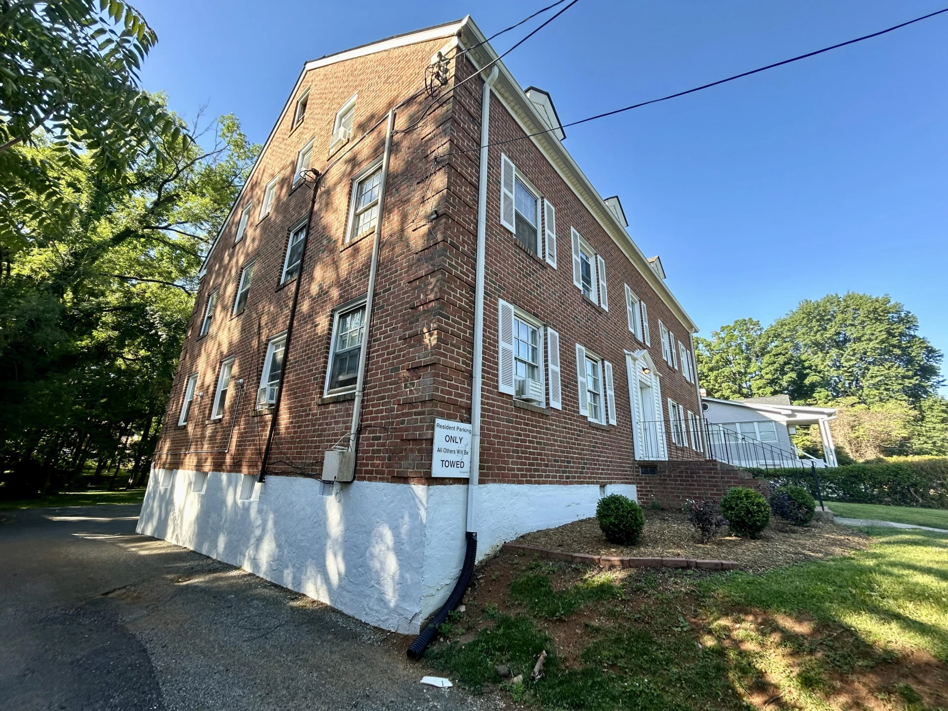 2703 Broad ST NW - Photo 8