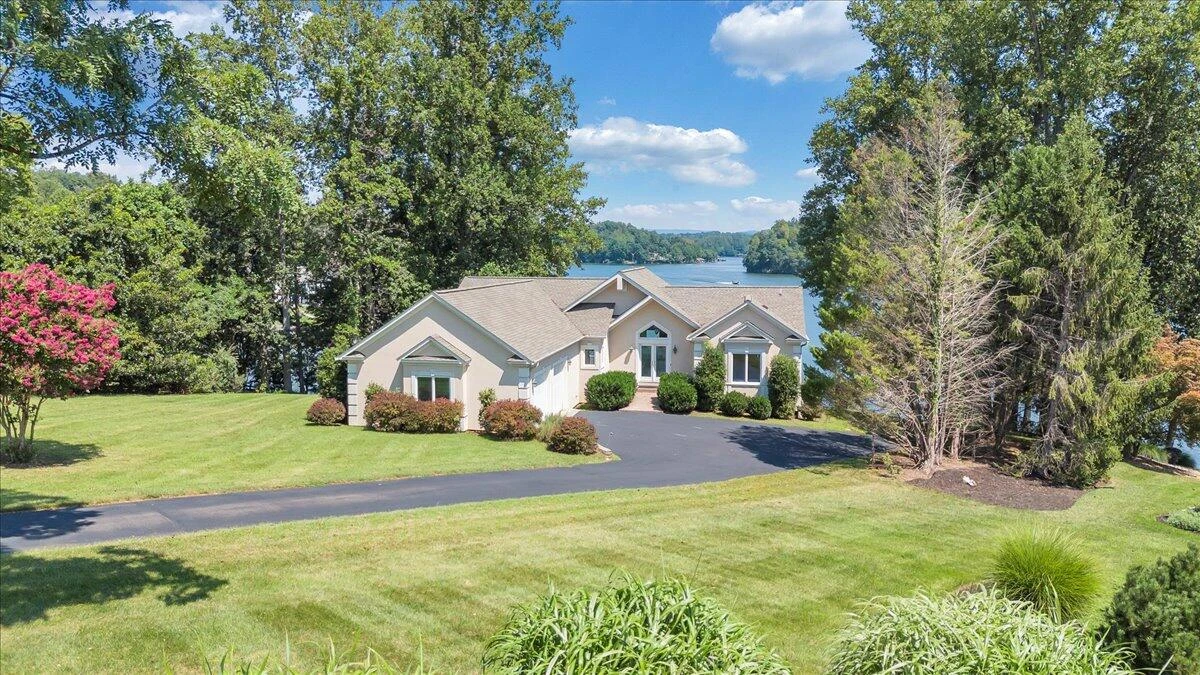 451 Sourwood DR - Photo 103