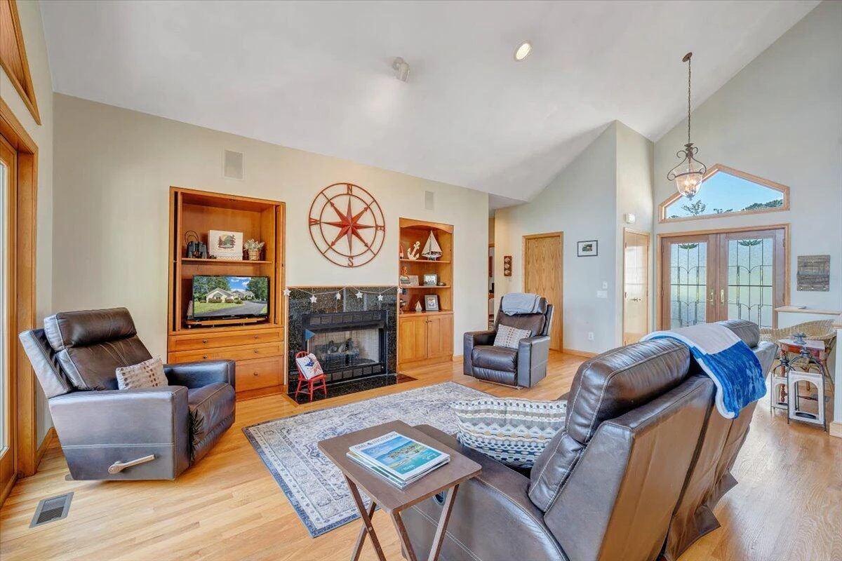 451 Sourwood DR - Photo 13