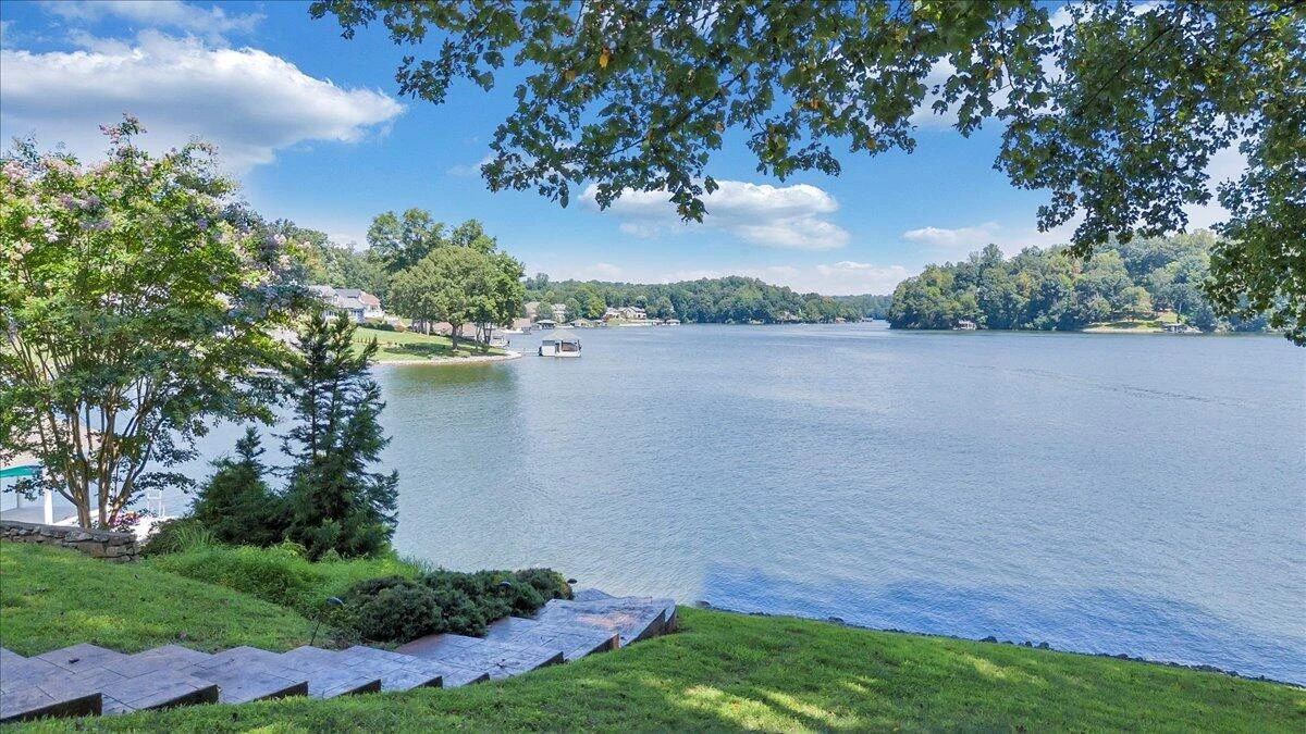 451 Sourwood DR - Photo 128