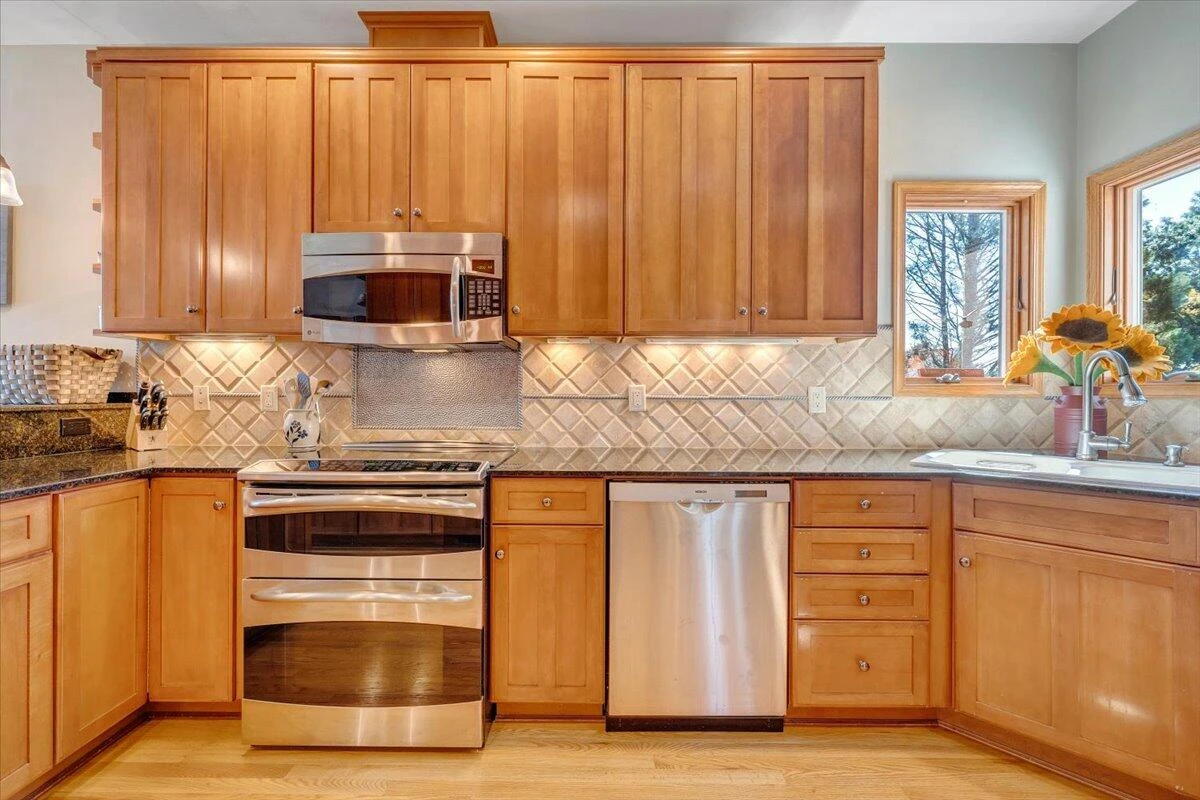 451 Sourwood DR - Photo 28
