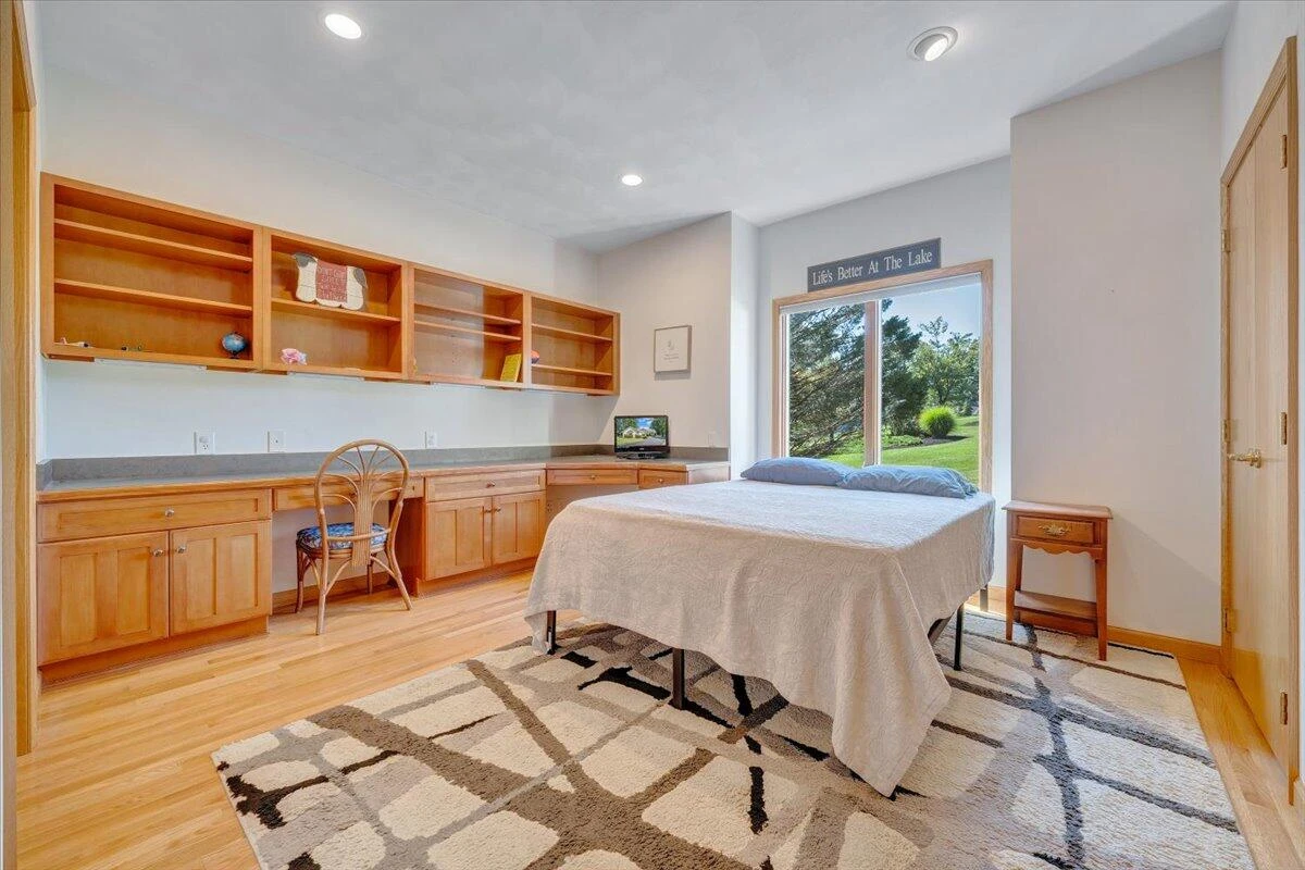 451 Sourwood DR - Photo 35