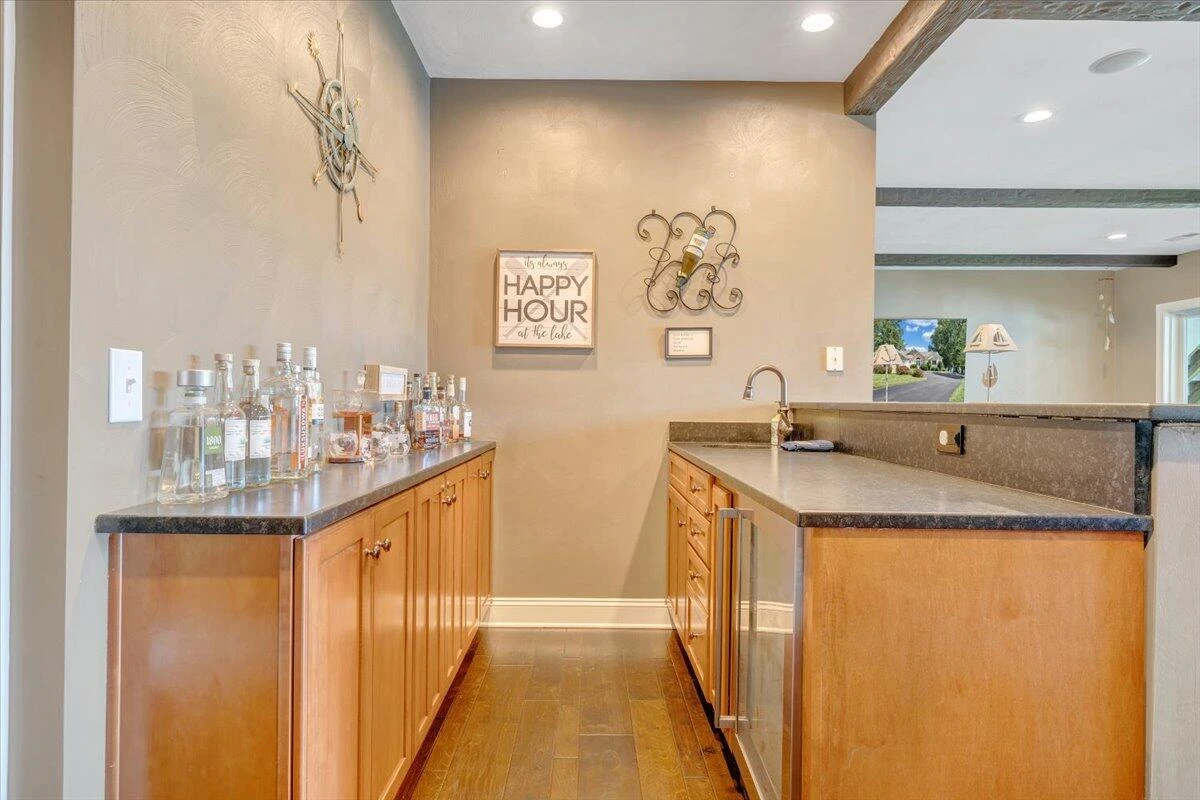 451 Sourwood DR - Photo 50