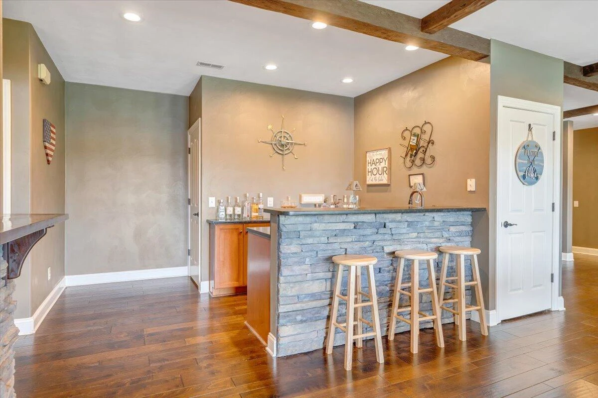 451 Sourwood DR - Photo 52