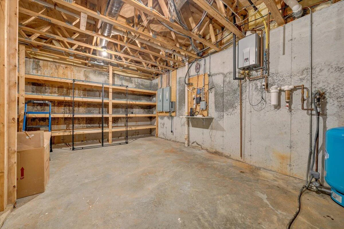451 Sourwood DR - Photo 64