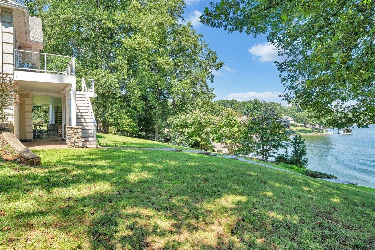 451 Sourwood DR - Photo 81