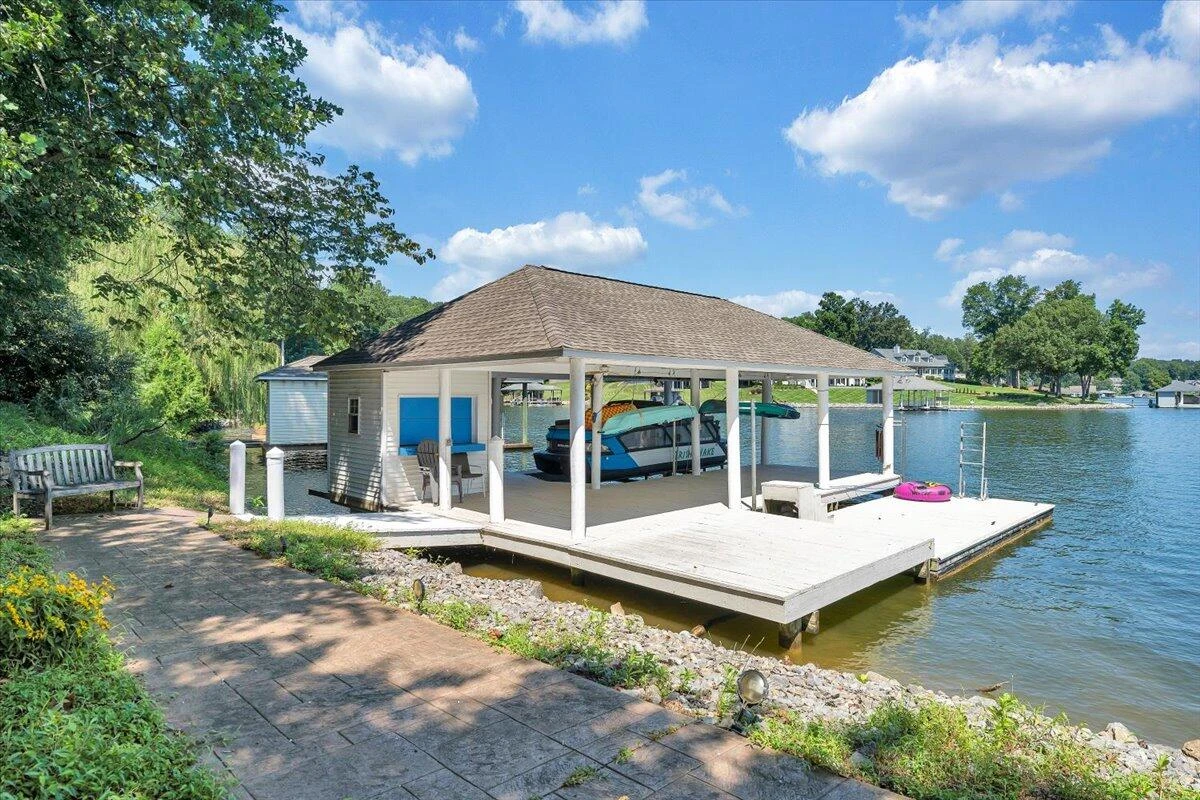 451 Sourwood DR - Photo 86