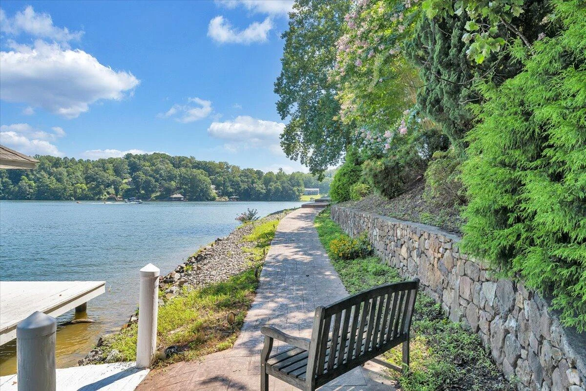 451 Sourwood DR - Photo 90