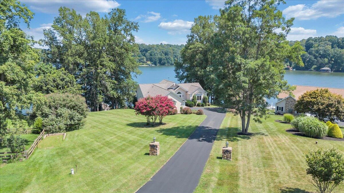 451 Sourwood DR - Photo 94