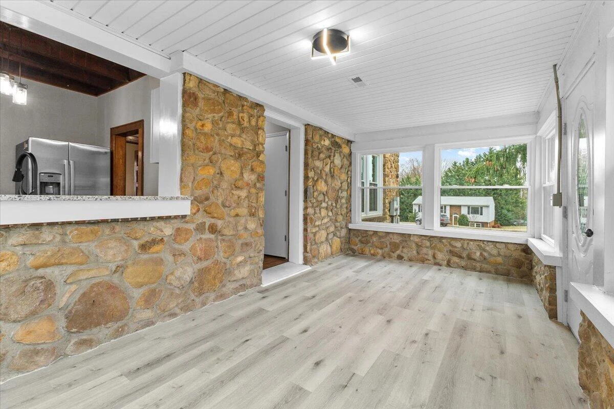 1705 Brad CT - Photo 18