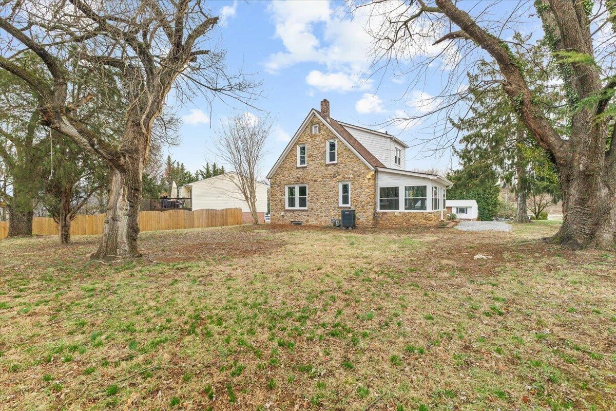 1705 Brad CT - Photo 20