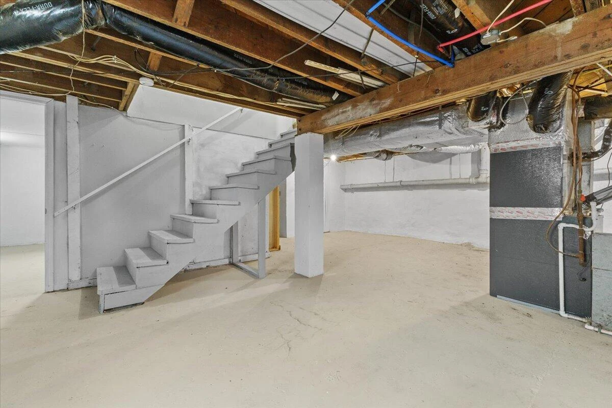1705 Brad CT - Photo 32