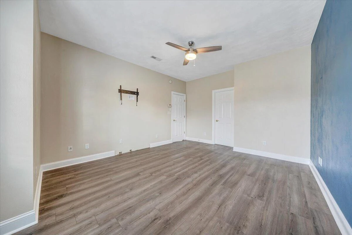 712 Doyle ST - Photo 38