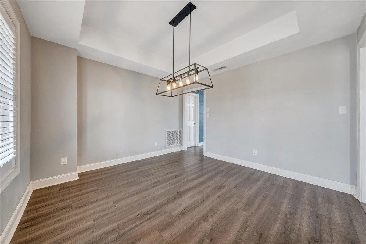 712 Doyle ST - Photo 11
