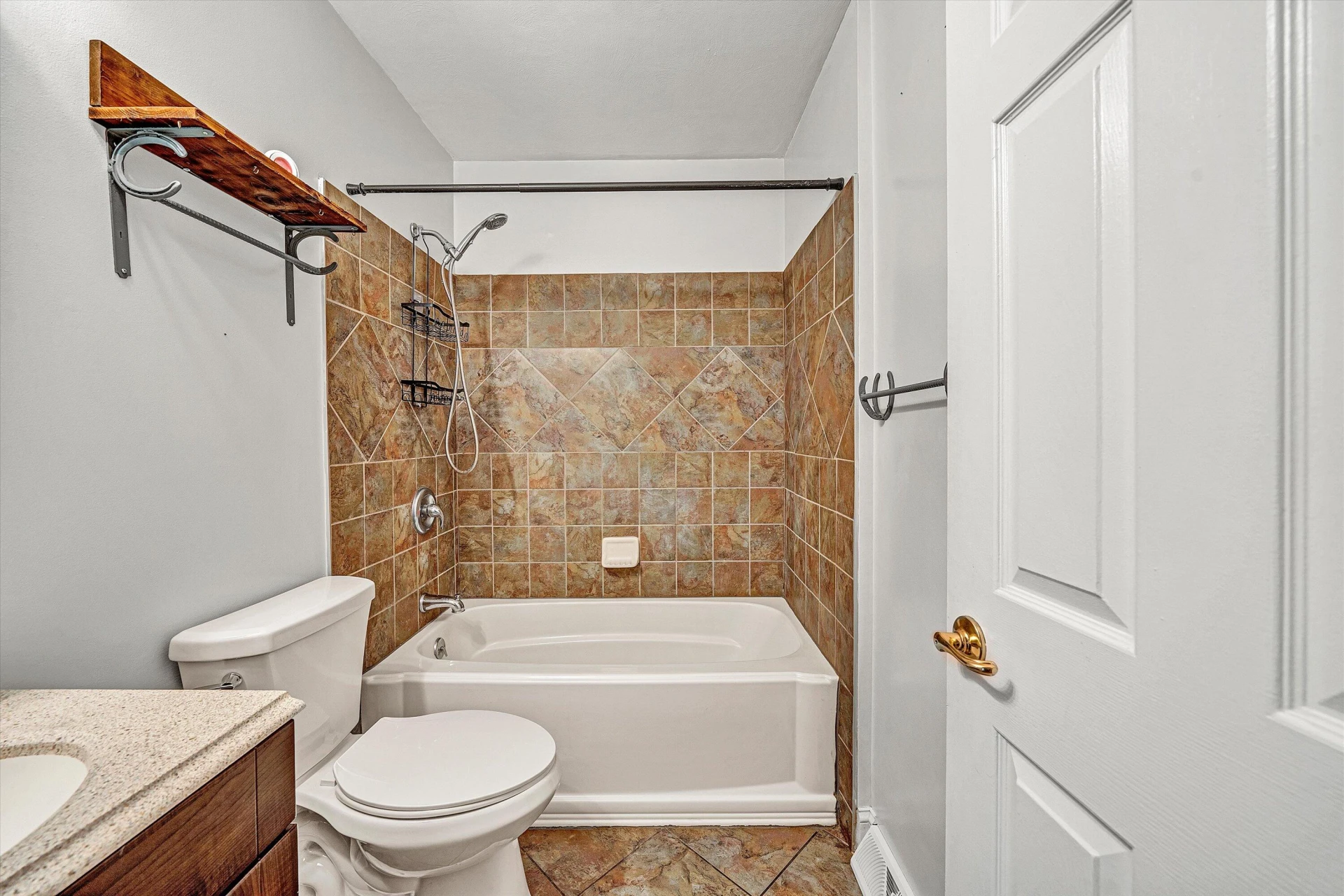 5050 Stewartsville RD - Photo 17