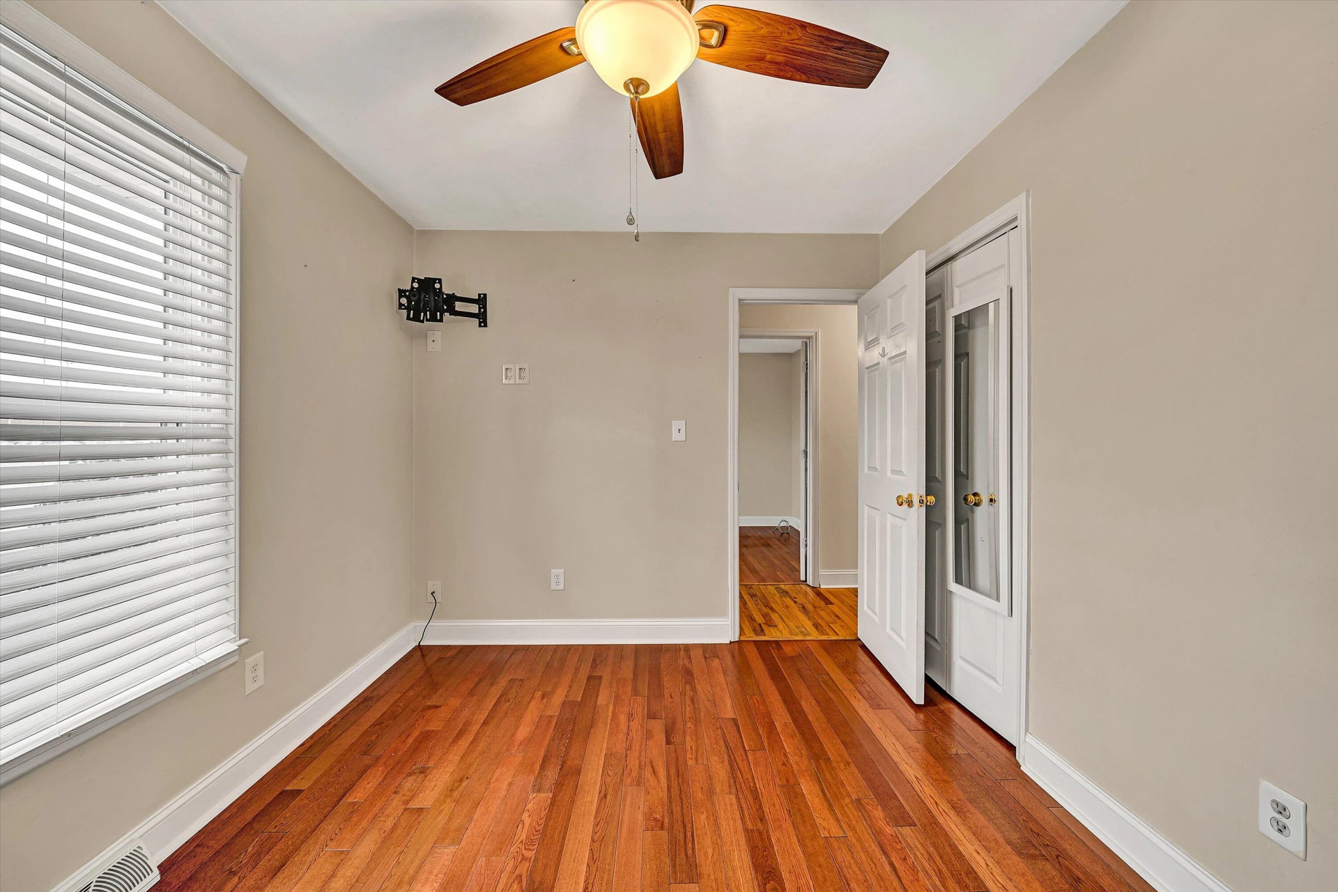 5050 Stewartsville RD - Photo 25